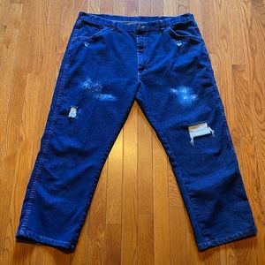 Distressed wrangler jeans regular fit 42 x 29